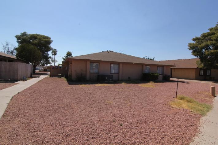 524 N 4th St in Avondale, AZ - Building Photo