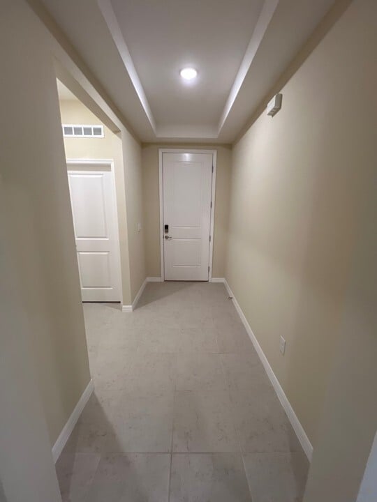 2050 NW 247th Dr in Newberry, FL - Building Photo - Building Photo