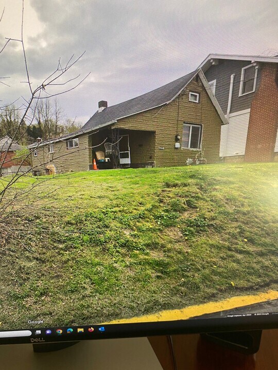 488 Wilson Ave in Morgantown, WV - Building Photo