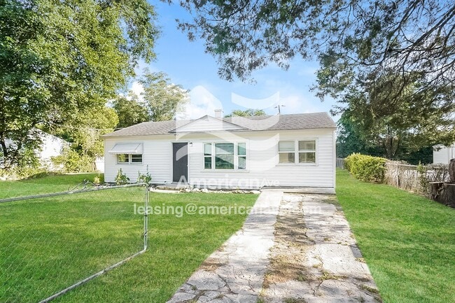 property at 1952 Williams Dr