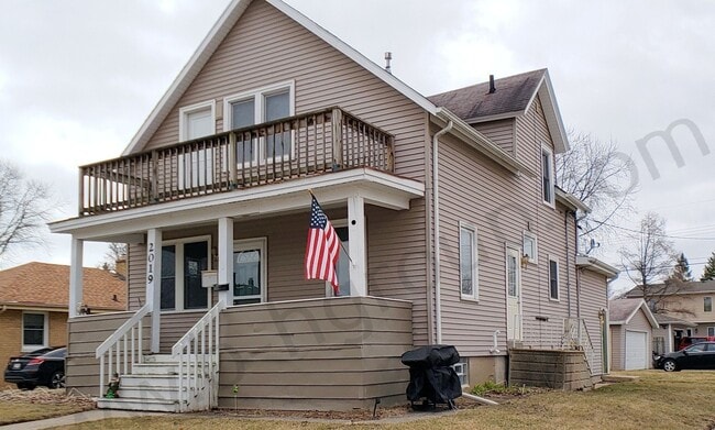property at 2019 29th St