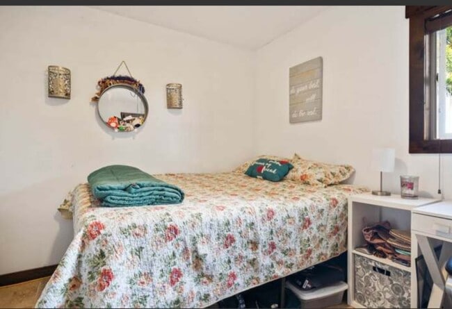 73-1117 Mahilani Dr, Unit 2 Bedroom 1 Bath in Kailua Kona, HI - Building Photo - Building Photo