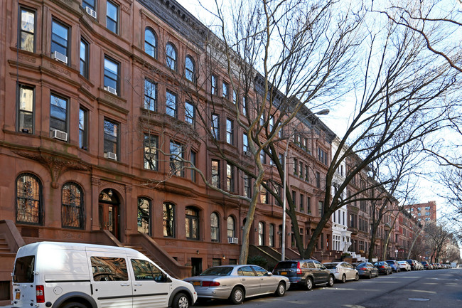 28 W 89th St in New York, NY - Foto de edificio - Building Photo