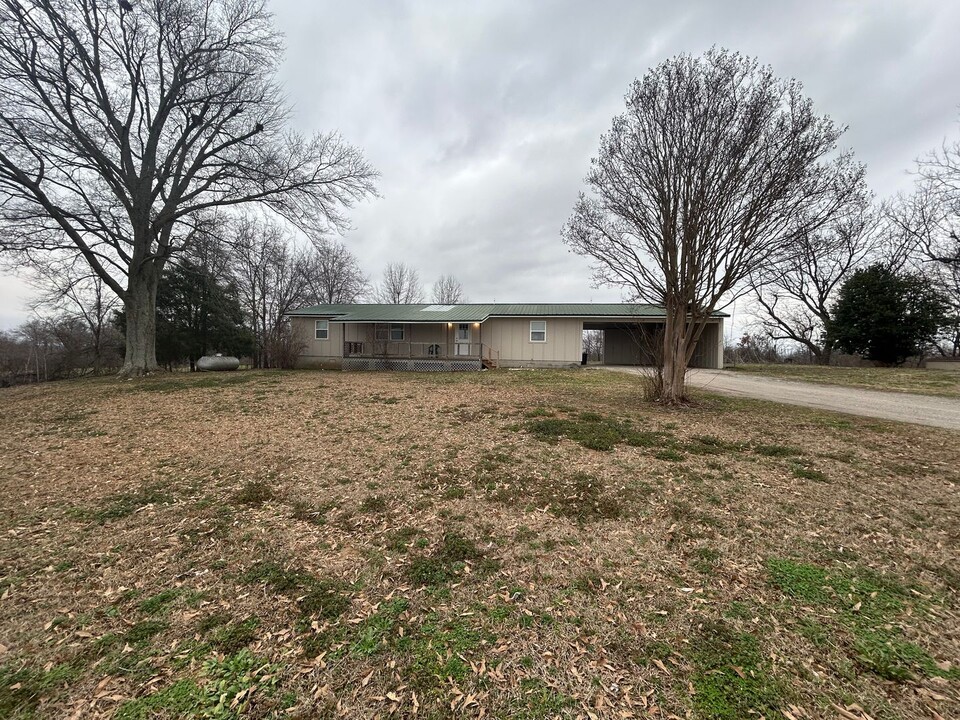 469 Binford Rd in Brownsville, TN - Building Photo