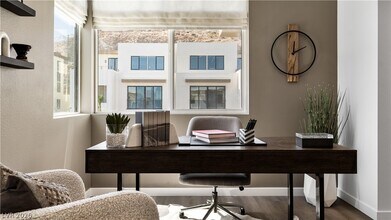 11084 Socrates Rdg St in Las Vegas, NV - Building Photo - Building Photo