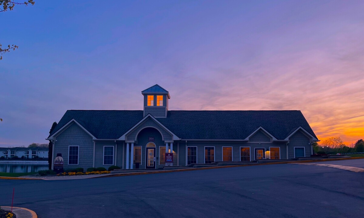 Eagle Lake Landing in Indianapolis, IN - Building Photo