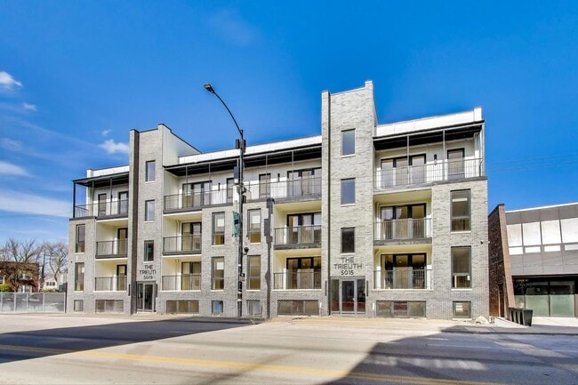 property at 5015 N Lincoln Ave