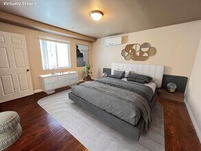 1275 W 39th St in Los Angeles, CA - Building Photo - Building Photo