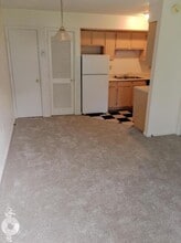 2494 Etiwan Ave in Charleston, SC - Building Photo - Building Photo