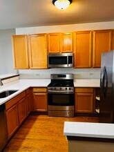 2903 Falling Waters Dr in Lindenhurst, IL - Building Photo - Building Photo