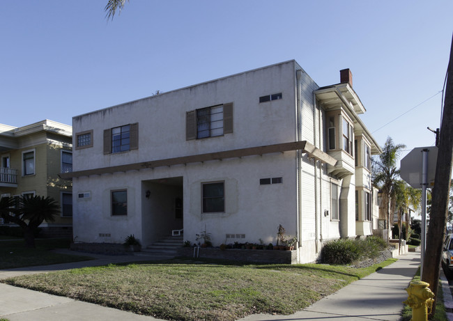 E Street Apartments in San Diego, CA - Building Photo - Building Photo