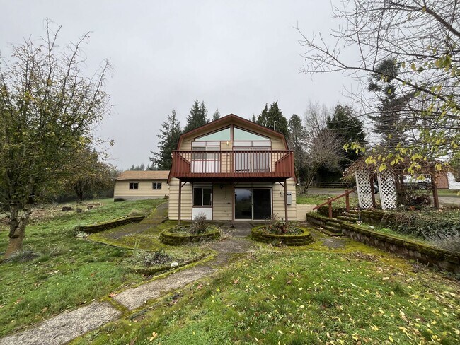 28795 SW Petes Mountain Rd in West Linn, OR - Building Photo - Building Photo