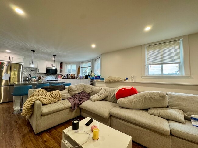 234 Calumet St, Unit #B