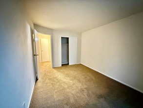 30 2nd St in Hackensack, NJ - Foto de edificio - Building Photo