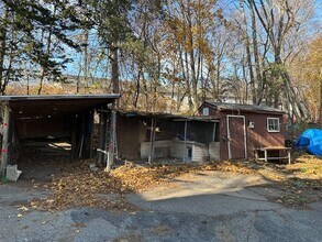 90 Chapman St in Windham, CT - Building Photo - Building Photo
