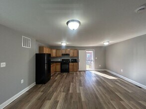 2700 Pelham Ave in Baltimore, MD - Building Photo - Building Photo