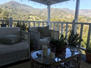 109 Muerdago Rd in Topanga, CA - Building Photo - Building Photo
