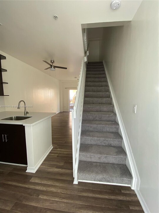 928 SW 3rd St in Miami, FL - Building Photo