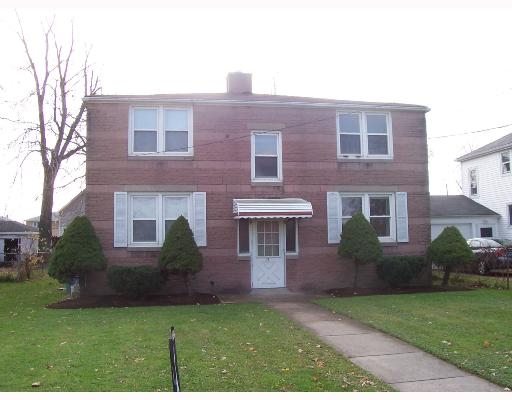 37 Knowlton Ave in Buffalo, NY - Building Photo