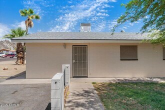 1321 E Carol Ave in Phoenix, AZ - Building Photo - Building Photo