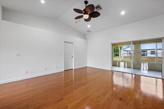 4190 SW Utterback St in Port St. Lucie, FL - Building Photo - Building Photo