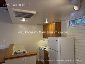 1325 E Allen Rd in Tucson, AZ - Building Photo - Building Photo