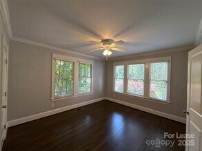 325 Walnut Ave in Charlotte, NC - Building Photo - Building Photo