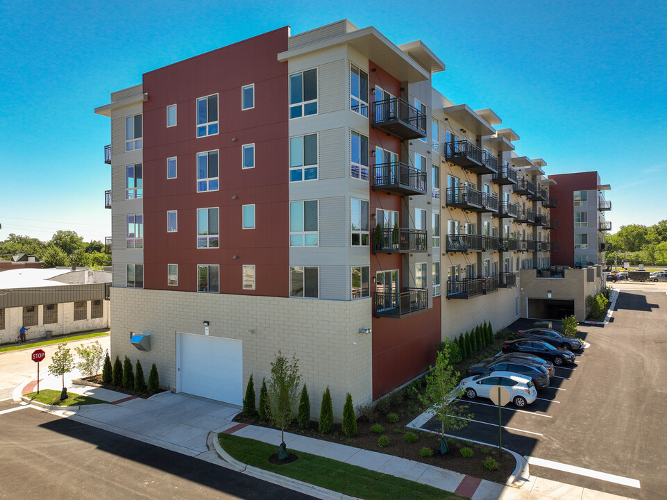 4 North Apartments in Arlington Heights, IL - Foto de edificio