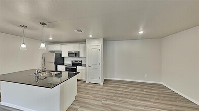 11214 Howard Dr in Oklahoma City, OK - Building Photo - Building Photo