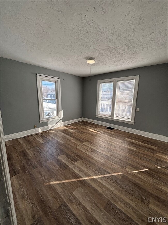 116 S Hamilton St in Watertown, NY - Building Photo - Building Photo