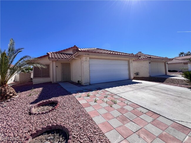 4688 Belshire Dr in Las Vegas, NV - Building Photo - Building Photo