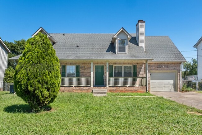 979 Peachers Mill Rd in Clarksville, TN - Building Photo - Building Photo