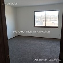337 Cheryl Ct in White Rock, NM - Building Photo - Building Photo