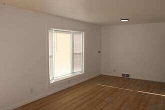 3910 NE Vivion Rd in Kansas City, MO - Building Photo - Building Photo