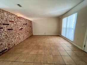 536 NW 34th St in Gainesville, FL - Building Photo - Building Photo