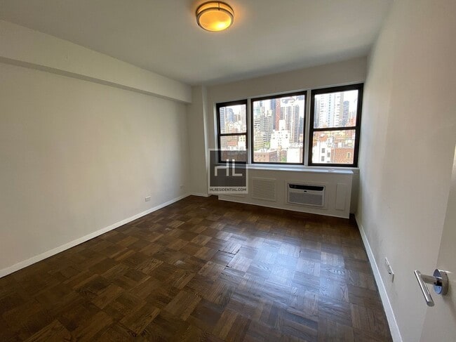 BEEKMAN PLACE, Unit 7C in New York, NY - Building Photo - Building Photo