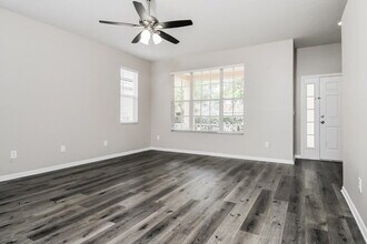 11117 Newbridge Dr in Riverview, FL - Building Photo - Building Photo
