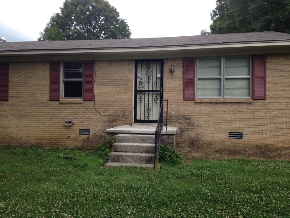 502 Jeff St in Bolivar, TN - Building Photo