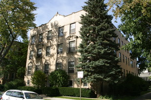 2044-2048 W Farwell Ave Apartments