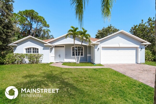 property at 1192 Croquet Ln