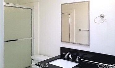 1137 11th St, Unit 203 in Santa Monica, CA - Foto de edificio - Building Photo