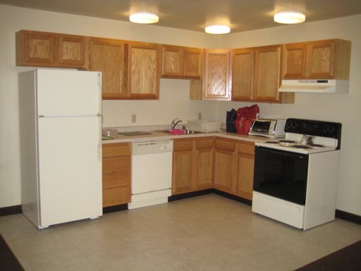 Pop Warner Apartments in Whitewater, WI - Building Photo - Building Photo