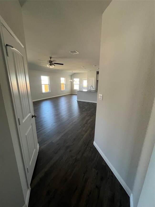 209 Creekfall Rd in Burnet, TX - Building Photo - Building Photo