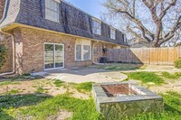 7917 Habersham Ln in Dallas, TX - Foto de edificio - Building Photo