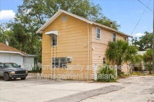 722 W Central Ave in Winter Haven, FL - Building Photo