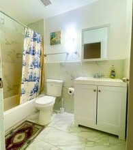 36-05 215th Pl in Queens, NY - Building Photo - Building Photo