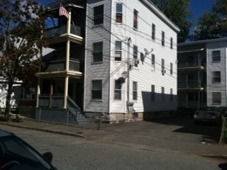 49-51 Phillips St in Methuen, MA - Foto de edificio