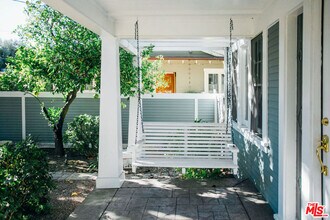 13239 Addison St in Los Angeles, CA - Building Photo - Building Photo