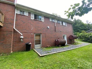 312 Clint Norris Rd in Boone, NC - Building Photo - Building Photo