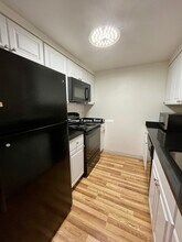 1933 Commonwealth Ave, Unit 1 in Brighton, MA - Building Photo - Building Photo